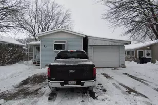 23 Falling Creek Dr, Janesville, WI 53548 - Photo 2