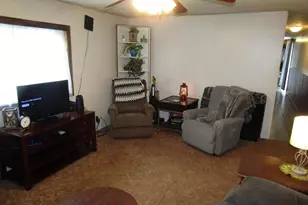 23 Falling Creek Dr, Janesville, WI 53548 - Photo 6