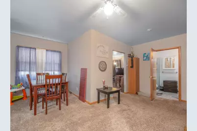 25 W Franklin Street, Waupun, WI 53963 - Photo 8