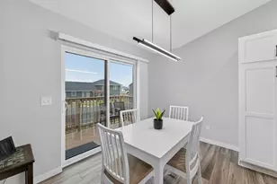 654 Locust Ln, Janesville, WI 53536 - Photo 8