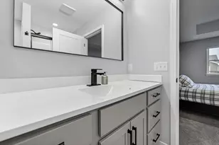 654 Locust Ln, Janesville, WI 53536 - Photo 24