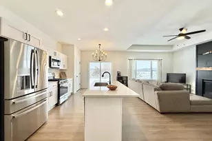 3224 S Bartells Dr, Beloit, WI 53511 - Photo 8