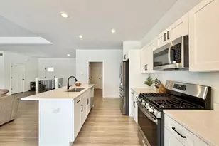 3224 S Bartells Dr, Beloit, WI 53511 - Photo 10