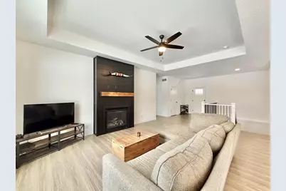 3224 S Bartells Drive, Beloit, WI 53511 - Photo 4