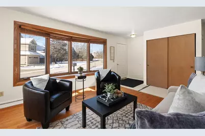 2845 Tomahawk Court, Middleton, WI 53562 - Photo 4