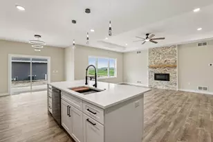 2020 Mulberry St, Sauk City, WI 53583 - Photo 8