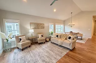 Unit 8 1 Bellflower Dr, DeForest, WI 53532 - Photo 2