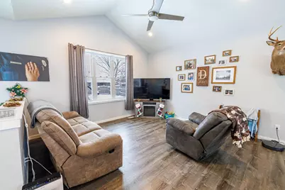 914 Miller Avenue, Janesville, WI 53548 - Photo 12