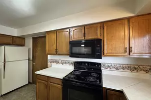 230 11th Ave, Monroe, WI 53566 - Photo 18