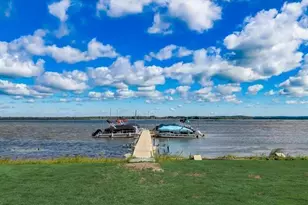 178 E Front Street, Marquette, WI 53947 - Photo 2