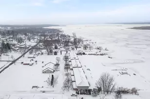 178 E Front Street, Marquette, WI 53947 - Photo 52