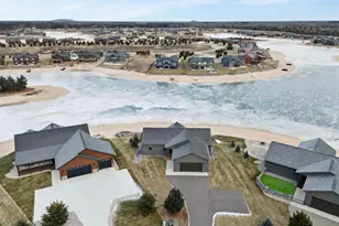 N8620 N Log Cabin Ct, New Lisbon, WI 53950 - Photo 36