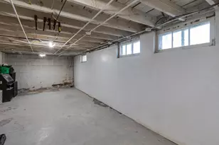 746 Eisenhower Ave, Janesville, WI 53545 - Photo 40