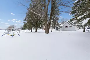 709 W Beloit St, Orfordville, WI 53576 - Photo 30