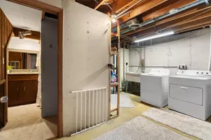 1301 Rae Ln, Madison, WI 53711 - Photo 18