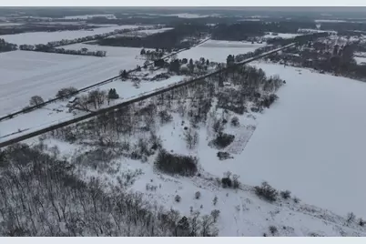 6644 W State Road 81, Beloit, WI 53511 - Photo 14