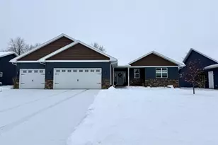1045 Barbara Cir, Belleville, WI 53508 - Photo 2