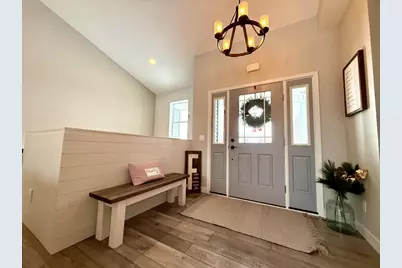 1045 Barbara Circle, Belleville, WI 53508 - Photo 4