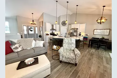 1045 Barbara Circle, Belleville, WI 53508 - Photo 12