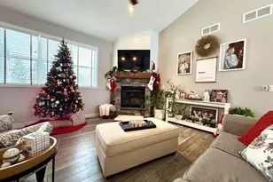 1045 Barbara Cir, Belleville, WI 53508 - Photo 6