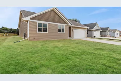 333 Dahlia Drive #29, Stoughton, WI 53589 - Photo 1