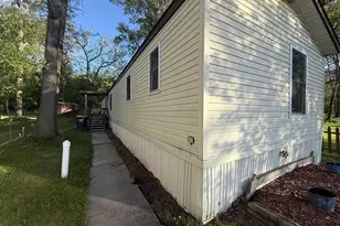8 Old Buck Ct, Baraboo, WI 53913 - Photo 2