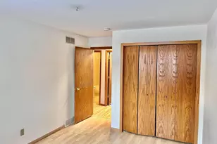 2127 Luann Ln, Madison, WI 53713 - Photo 10