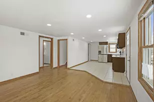 2221 Kellogg Ave, Janesville, WI 53546 - Photo 6