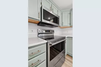 809 Southbound Drive, DeForest, WI 53532 - Photo 10