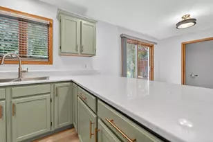 809 Southbound Dr, DeForest, WI 53532 - Photo 14