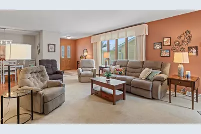 1716 Hillcrest Drive, Baraboo, WI 53913 - Photo 8