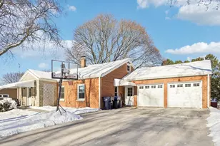 203 South St, Juneau, WI 53039 - Photo 2