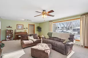 203 South St, Juneau, WI 53039 - Photo 10