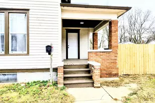 717 Vernon Ave, Beloit, WI 53511 - Photo 2