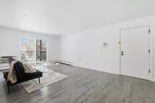 4318 Melody Ln, Madison, WI 53704 - Photo 14