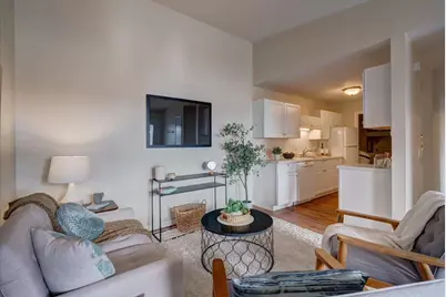 747 Kottke Drive, Madison, WI 53719 - Photo 6