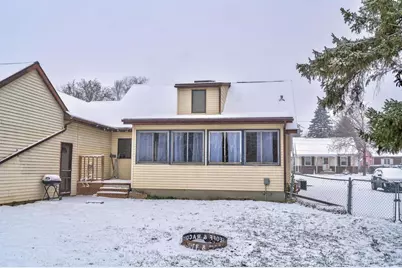 623 Hamilton Street, Columbus, WI 53925 - Photo 6