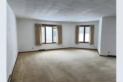 4003 Mackinac Drive, Janesville, WI 53546 - Photo 6