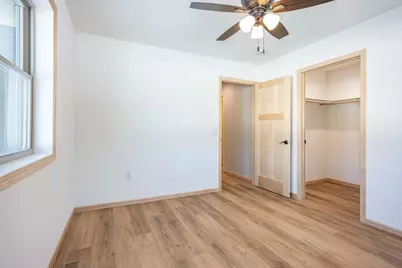 1618 Michigan Avenue, Wisconsin Dells, WI 53965 - Photo 20