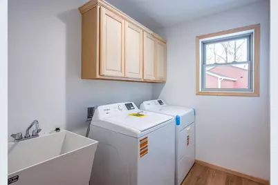 1618 Michigan Avenue, Wisconsin Dells, WI 53965 - Photo 16