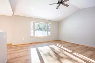 1618 Michigan Ave, Wisconsin Dells, WI 53965 - Photo 12