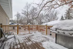 W9350 Oakland Rd, Cambridge, WI 53523 - Photo 18