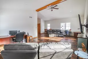 W9350 Oakland Rd, Cambridge, WI 53523 - Photo 4