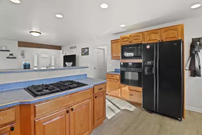 505 W Green Street, Watertown, WI 53098 - Photo 8