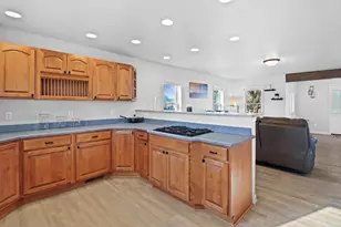 505 W Green St, Watertown, WI 53098 - Photo 6