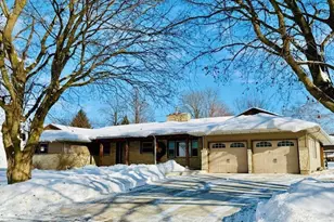 726 28th Ave, Monroe, WI 53566 - Photo 2