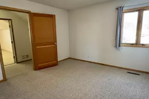 1014 S 6th St, Prairie Du Chien, WI 53821 - Photo 18