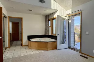 1014 S 6th St, Prairie Du Chien, WI 53821 - Photo 14