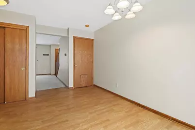 6829 Raymond Road, Madison, WI 53719 - Photo 6