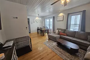 321 E Carroll St, Portage, WI 53901 - Photo 6